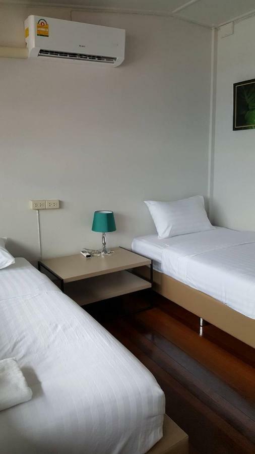 Maya Bed And Food Hostel Chiang Mai Exterior foto