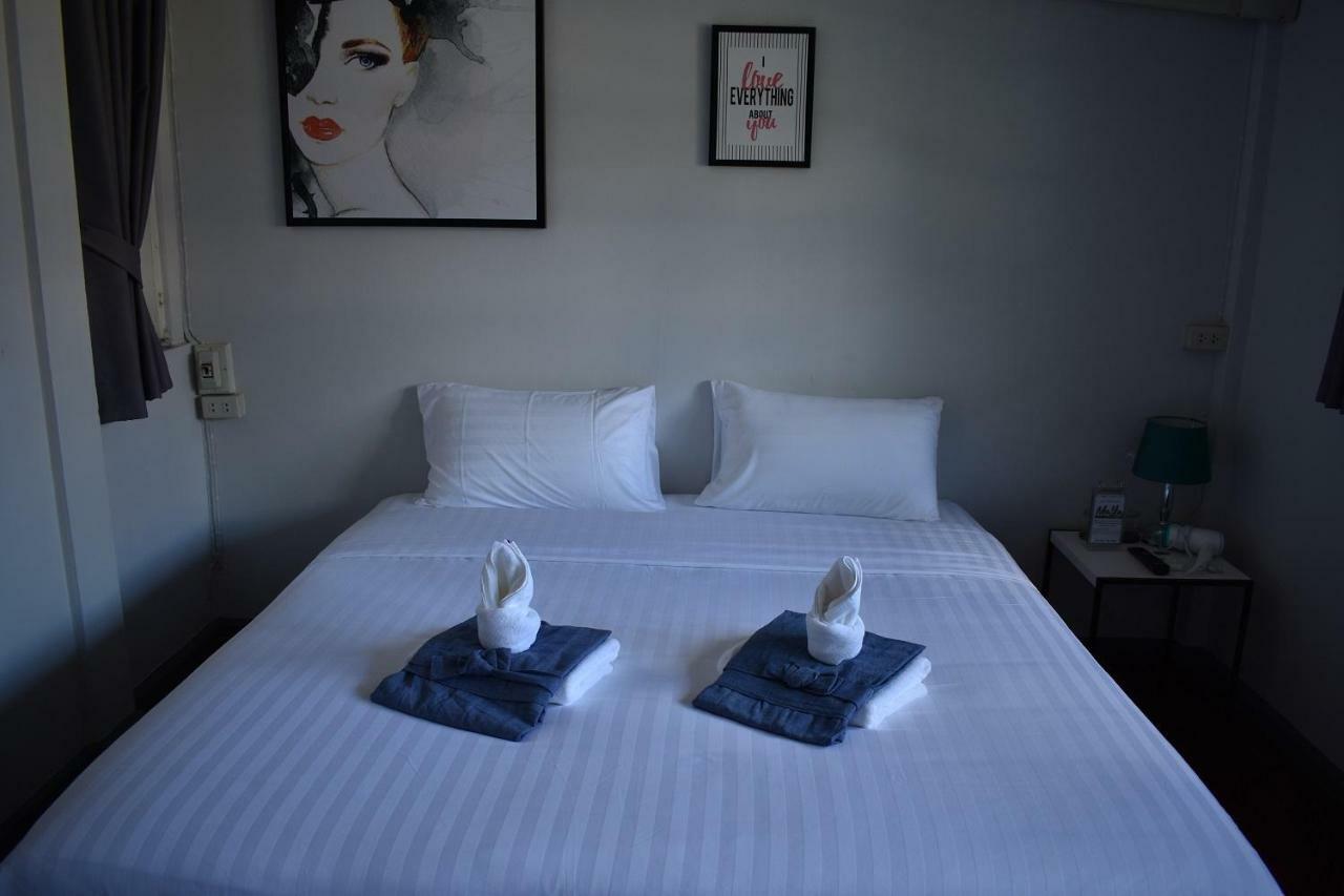 Maya Bed And Food Hostel Chiang Mai Exterior foto