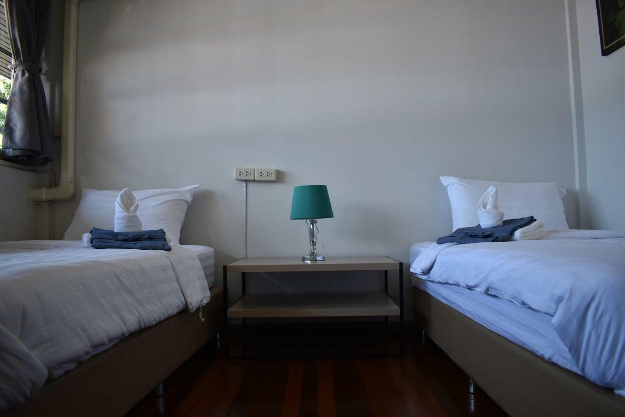 Maya Bed And Food Hostel Chiang Mai Exterior foto